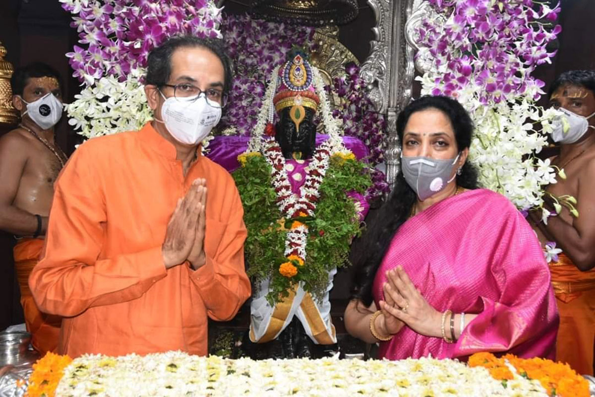 Chief Minister Uddhavji Thackarey with Smt. Rashmi Thackarey on Ashadi Ekadashi for Lord Vittal Blessings.