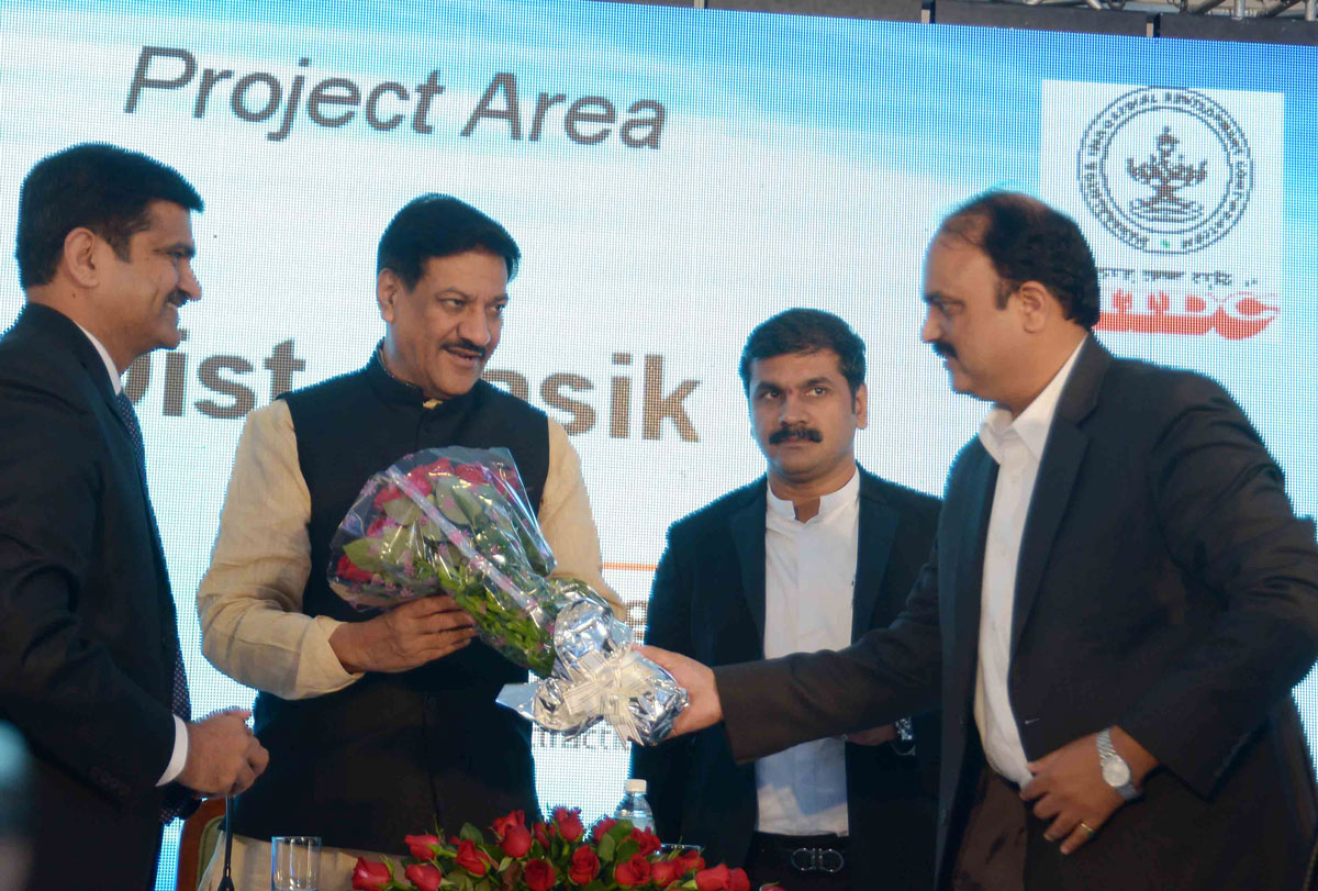 Hon'bl Chief Minister Prithviraj Chavan during MoU Signing Ceremony & Launch of "MAITRI" at hotel Trident Roof Top.