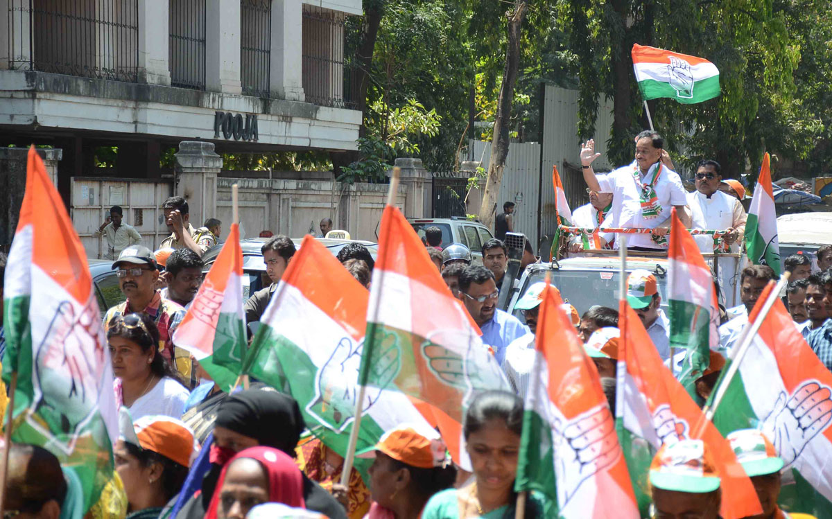 176-Bandra(E) Assembly Constituency Congress-NCP Candidate Narayanrao Rane Rally From Golibar To Hanuman Tekri Kherwadi Bandra.