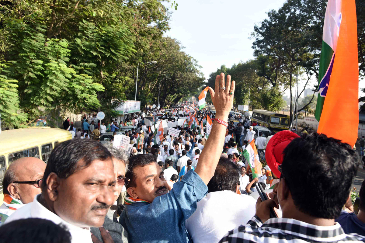 Mumbai Congress Protest !!!