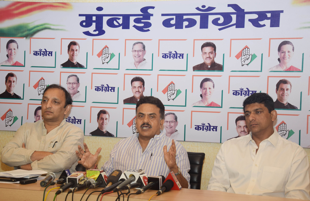 Mumbai Congress President Sanjay Nirupam Press Conference at Mumbai Congress Office .