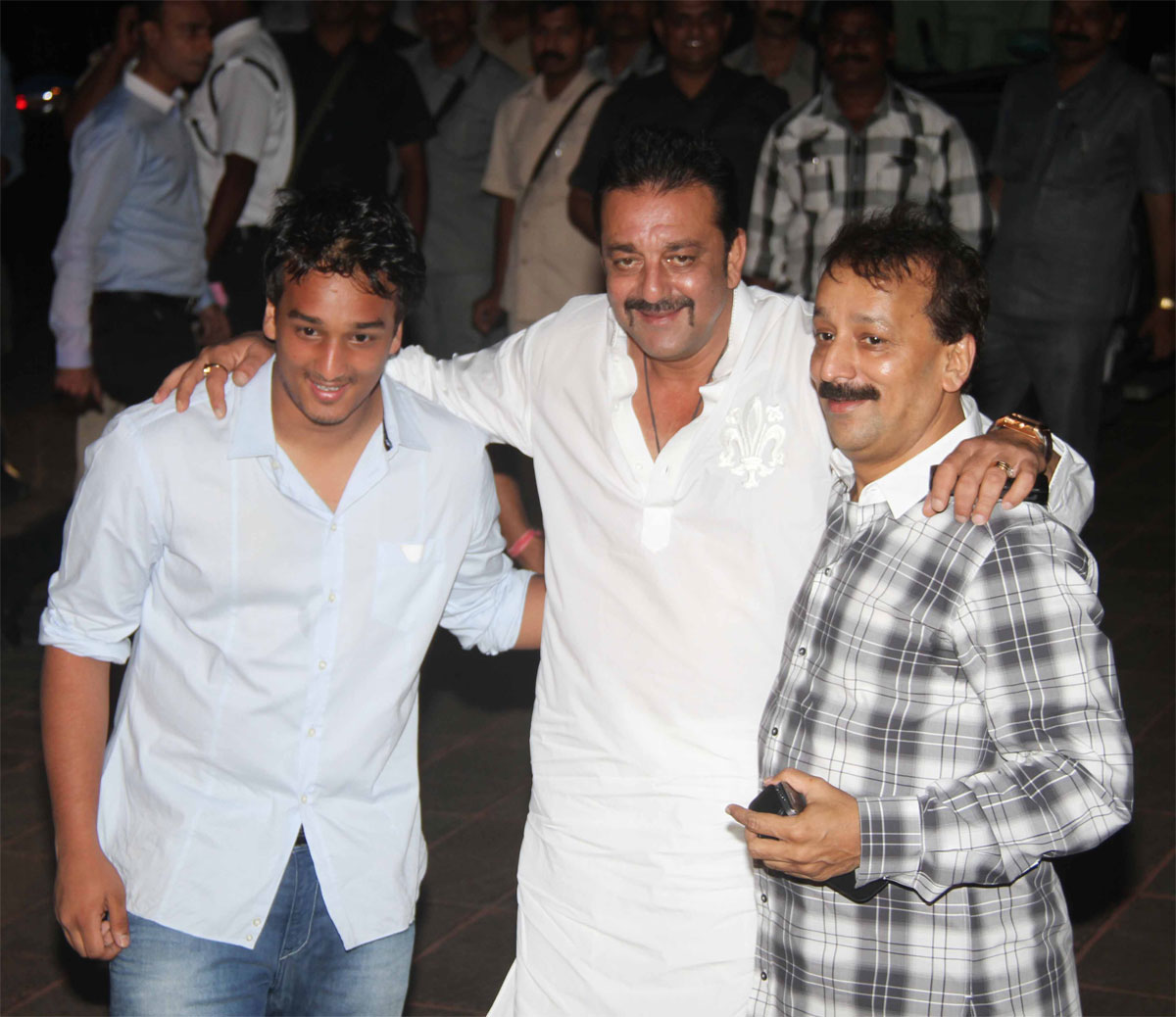 ROZA-E- IFTAR PARTY AT HOTEL TAJ LAND BANDRA .