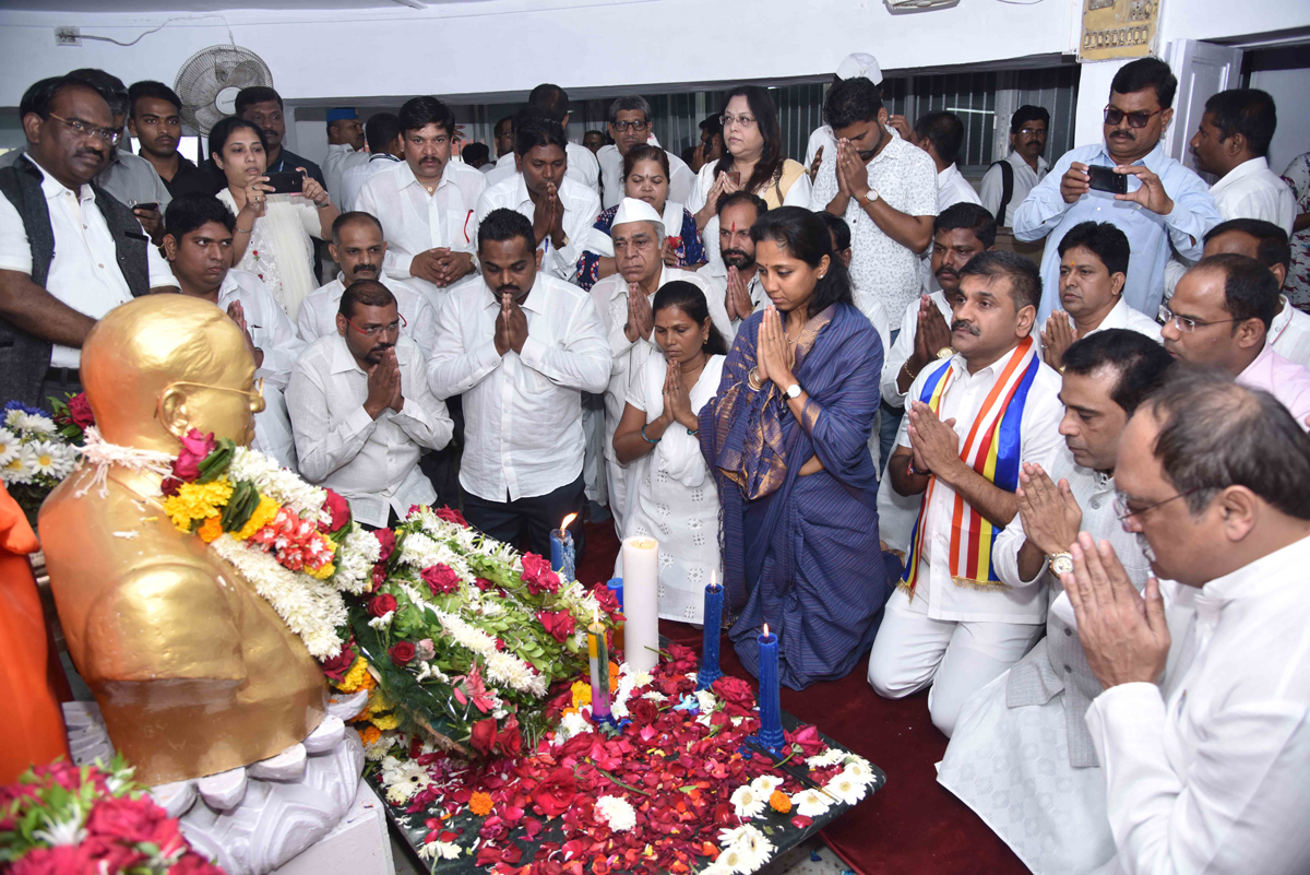 Abhivadan to Bharatna Dr.Babasaheb Ambedkar on his Mahaparinirvan Din at Chaityabhumi Dadar.