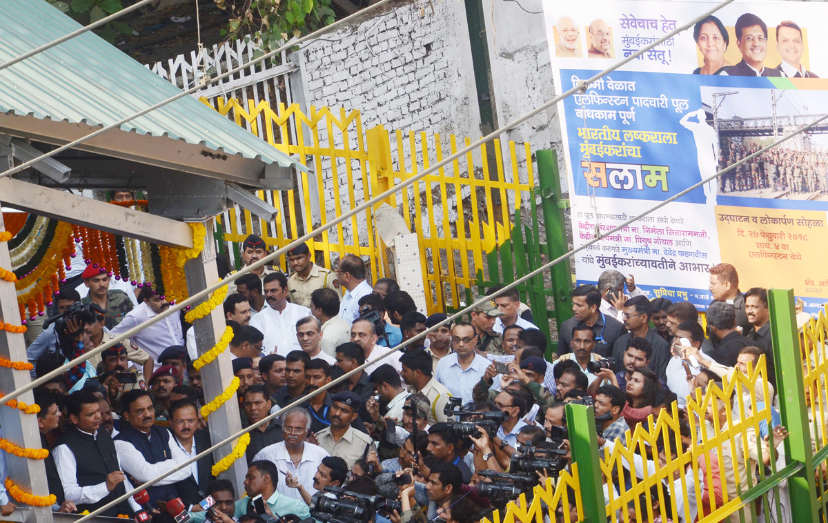 Chief Minister Devendra Fadnavis & Union Minister Piyush Goyal. Inaugurates  New Elphistone Bridge built by Army.