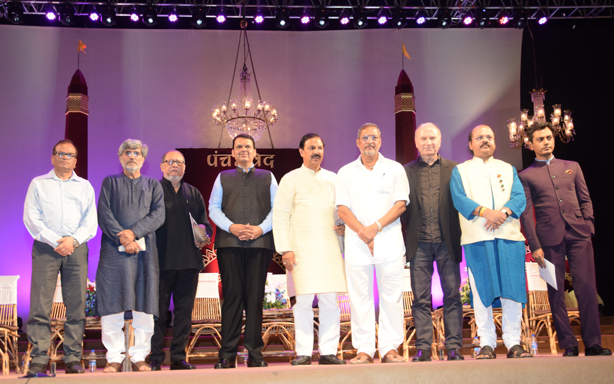 8TH Theatre Olympics at Kamgar Stadium Parel with Chief Guest CM Devendra Fadnavis,Dr.Mahesh Sharma,Nana Patekar