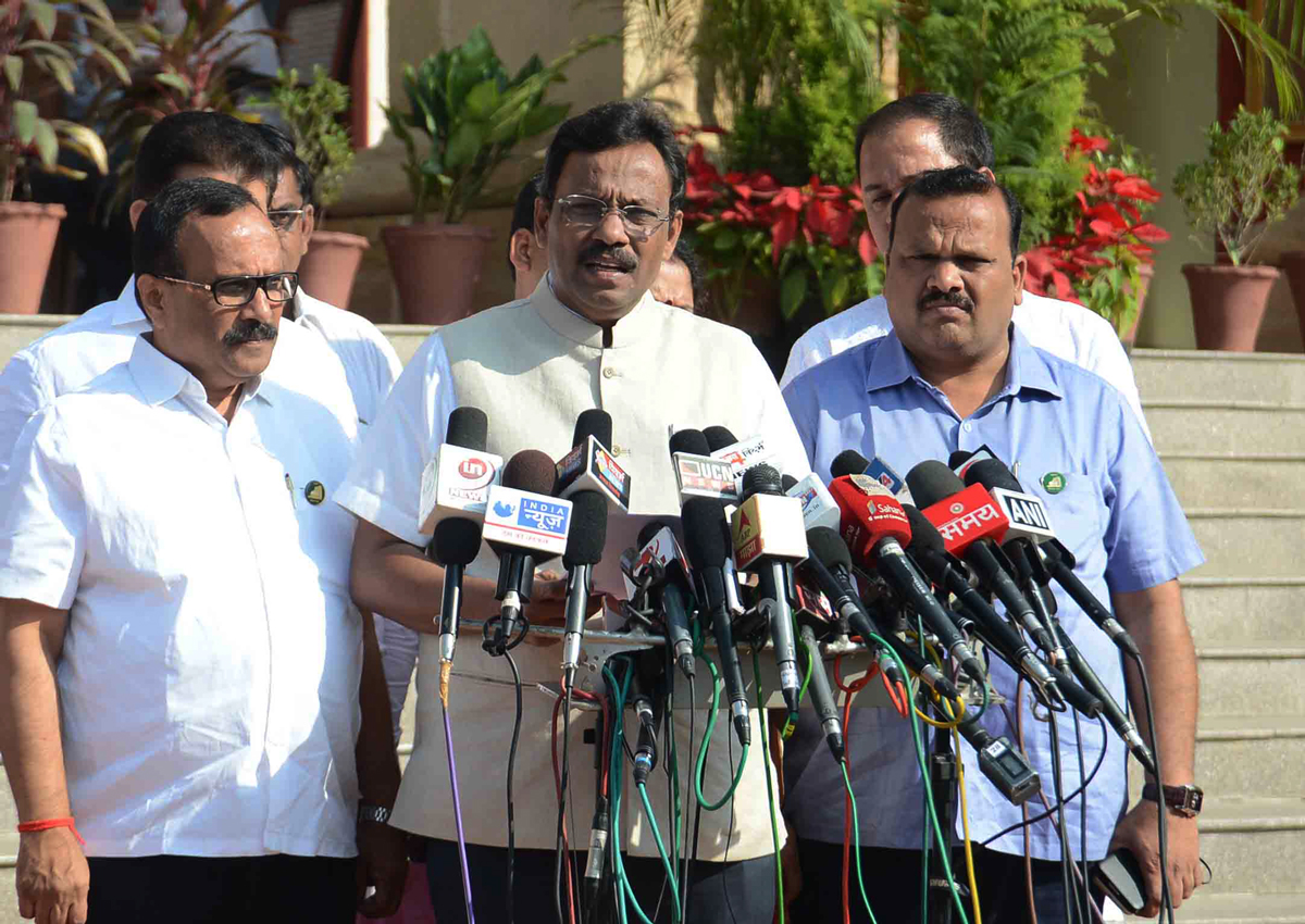 8th Day Assembly Winter Session at Nagpur.