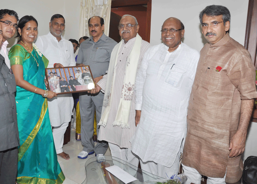 M.P.EKNATH GAIKWAD & MINISTER VARSHA TAI GAIKWAD.