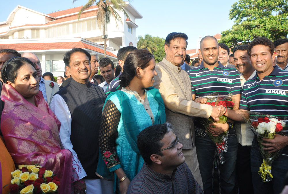 TEAM INDIA AT RAJBHAVAN.