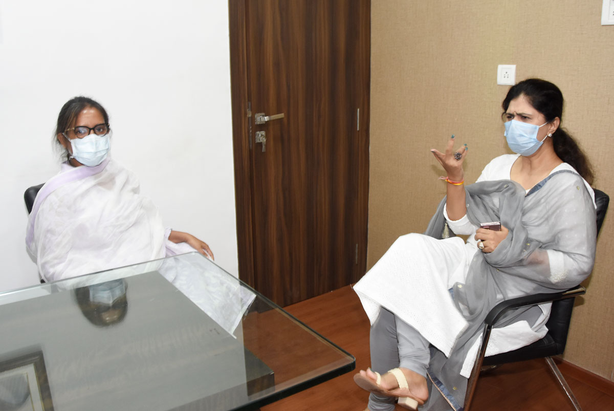 Minister Varshatai Gaikwad & Former Minsiter Pankajatai Munde .