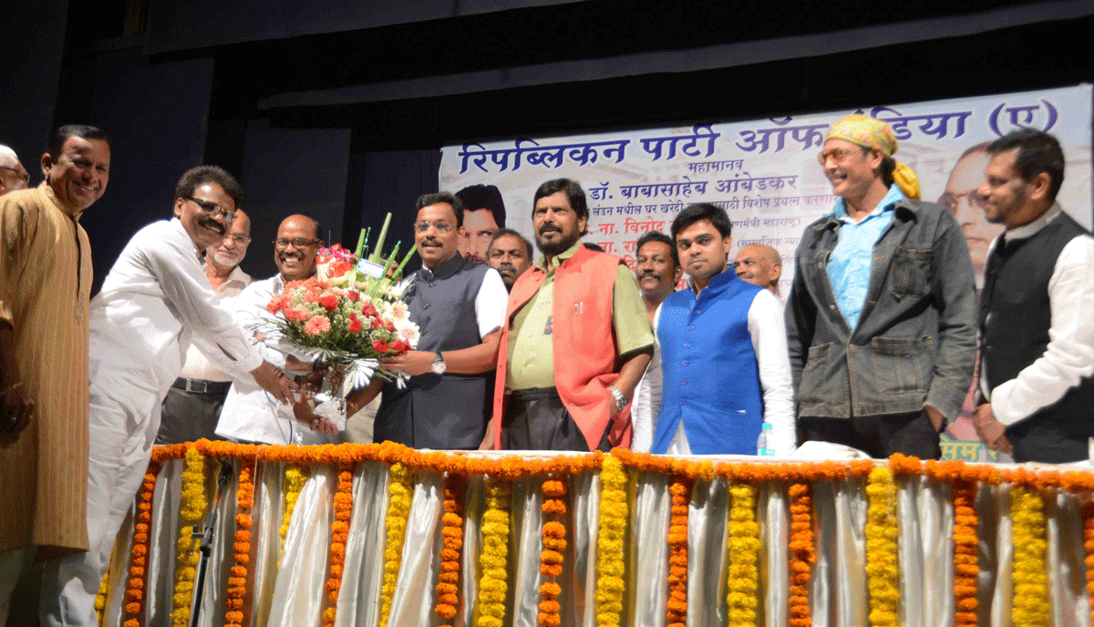 Minister Vinod Tawade Felicitated by RPI Leader Ramdas Athawale.
