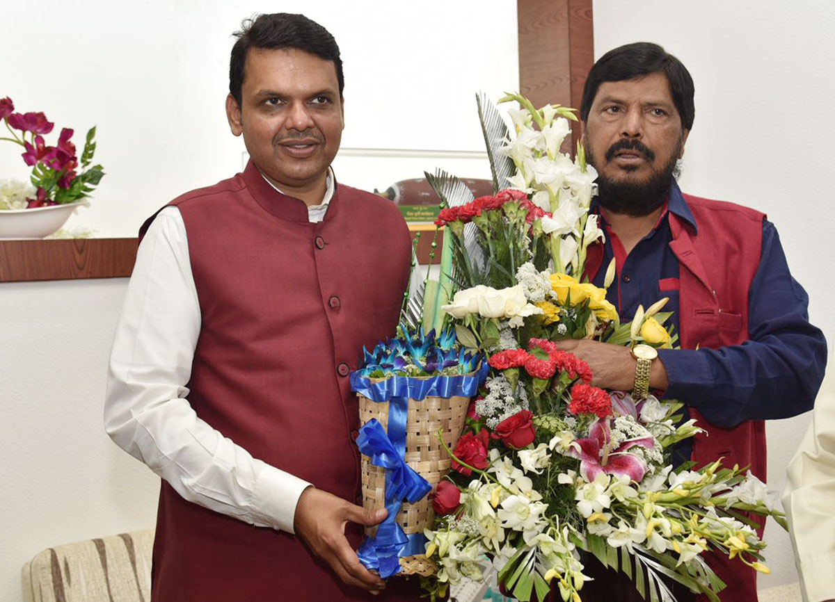RPI Leader Social Justice & Empowerment Union Minister Ramdas Athawale Meets Chief Minister Devendra Fadnavis at Varsha Bunglow.