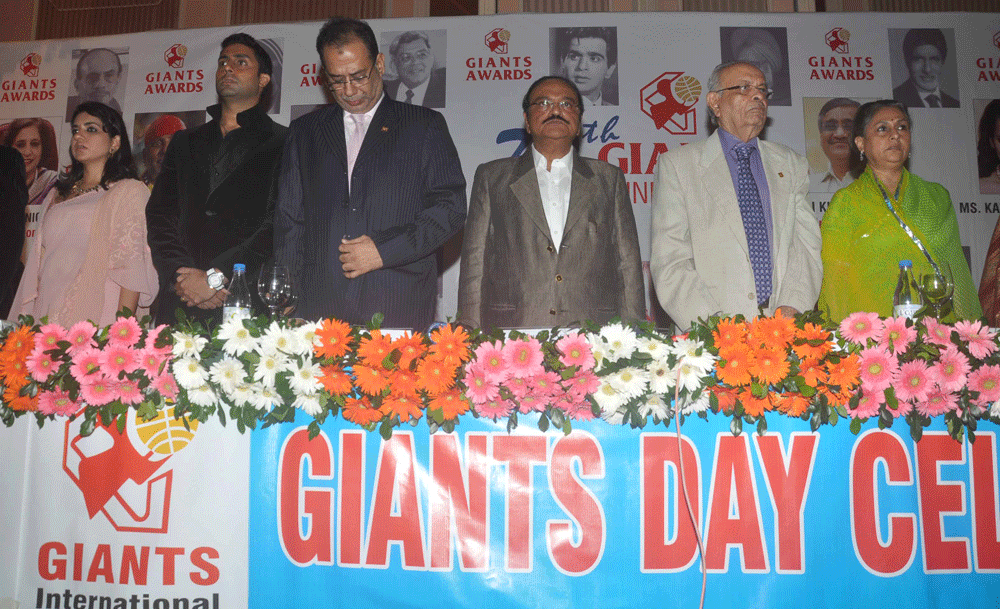 DY.CM.CHAGAN BHUJBAL AT TRIDENT FOR GAINTS AWARDS FUNCTION.
