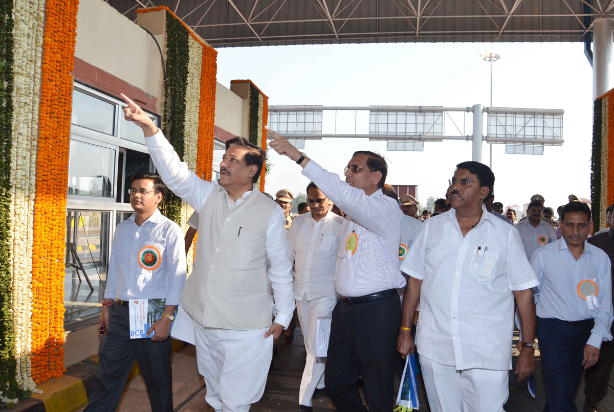CHIEF MINISTER PRITHVIRAJ CHAVAN & DY CHIEF MINISTER AJITDADA PAWAR TO INAUGURATE OF MODERNIZATION OF 22 INTEGRATED INTER STATE BORDER AT DHAPCHERI TALUKA DHANU.