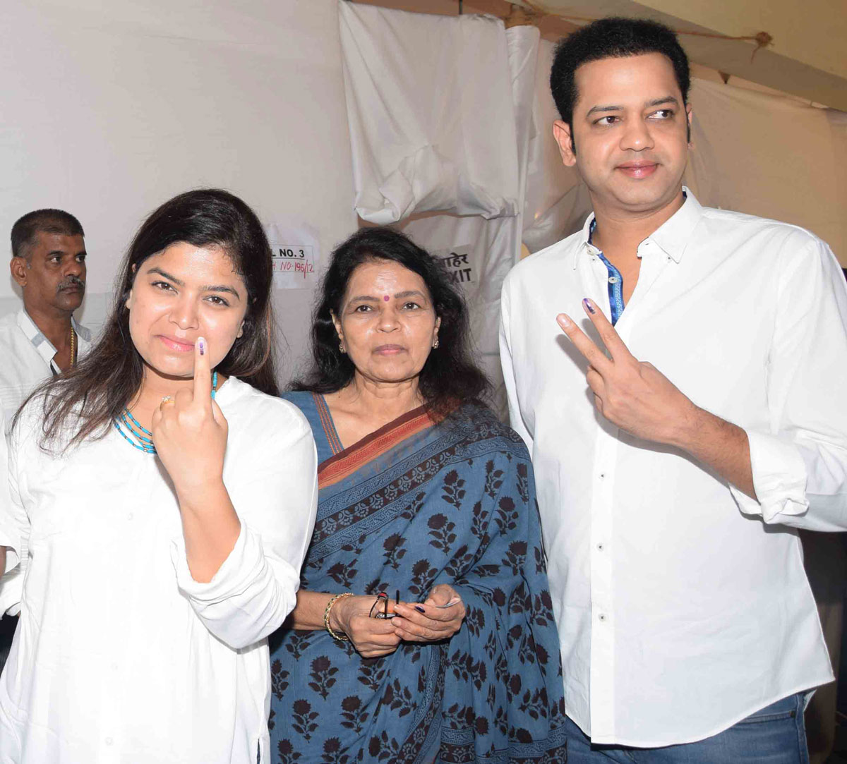Mumbai Leaders to Cast Vote.