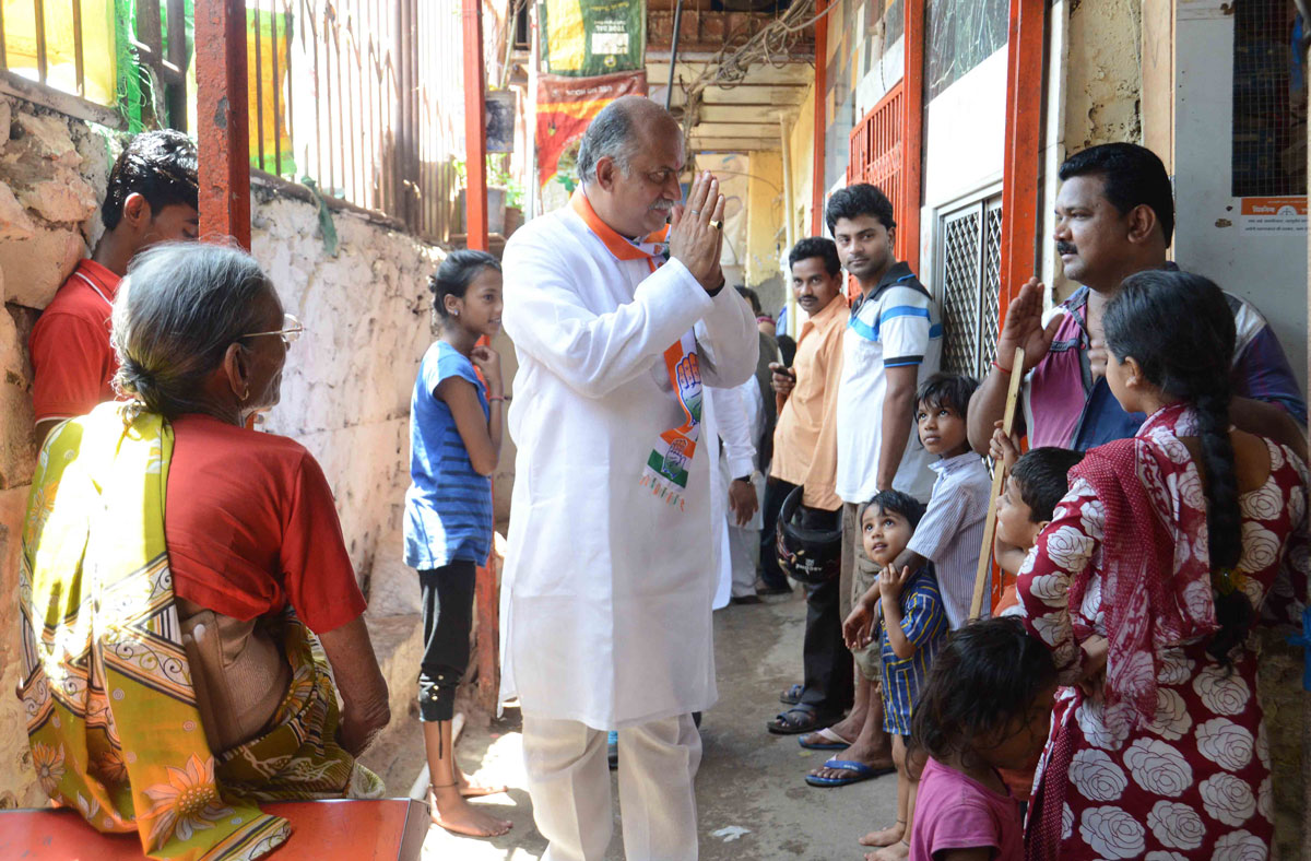 Shri Gurudas Kamat Congress / NCP / PRP (Kawade) / Republican Party of India (Democratic) Alliance Candidate from 27- Mumbai North West Parliamentary Constituency in Andheri Assembly.