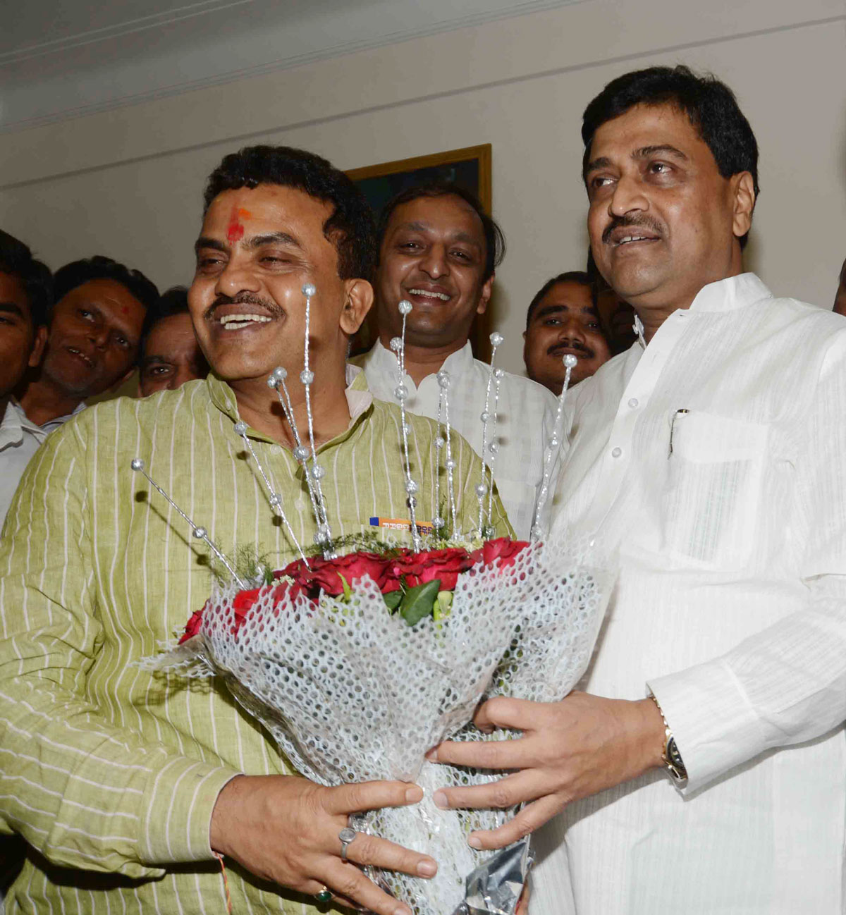 AICC Newly Appointed Ashok Chavan as MPCC President & Sanjay Nirupam as MRCC President.