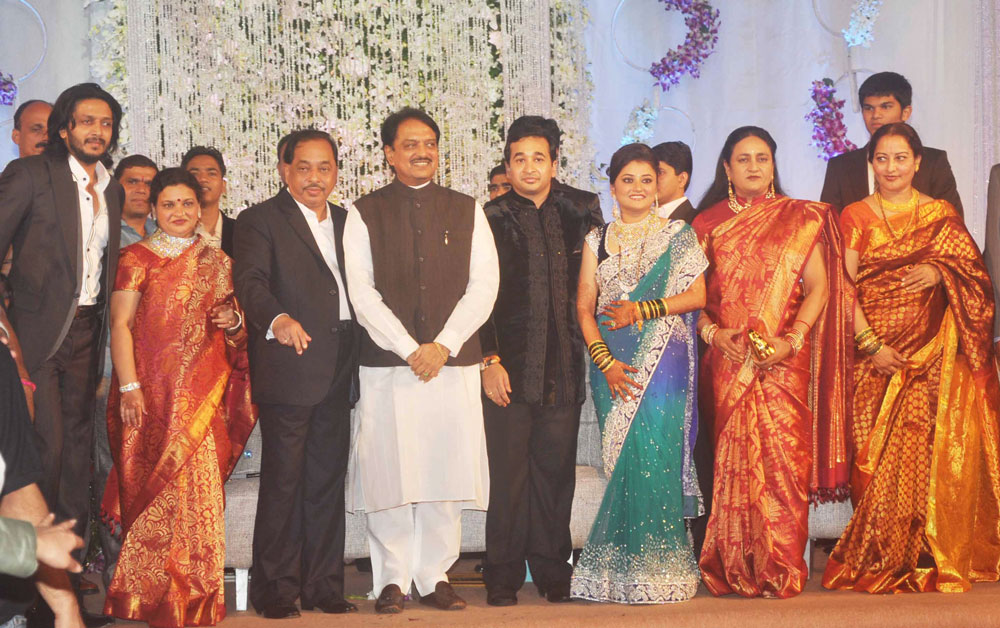 RECEPTION CEREMONY OF NITESH & RUTUJA RANE IN MUMBAI.