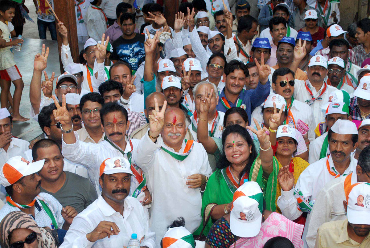 Shri Gurudas Kamat Congress / NCP / PRP (Kawade) / Republican Party of India (Democratic) Alliance Candidate from 27- Mumbai North West Parliamentary Constituency in Jogeshwari Assembly.