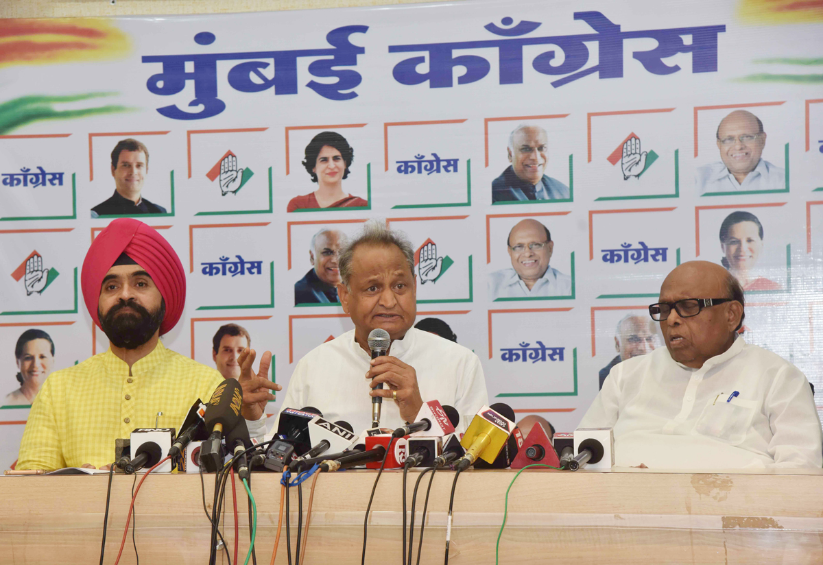 Rajasthan Hon"ble CM Ashok Gehlot Press Conference at Rajiv Gandhi Bhavan.