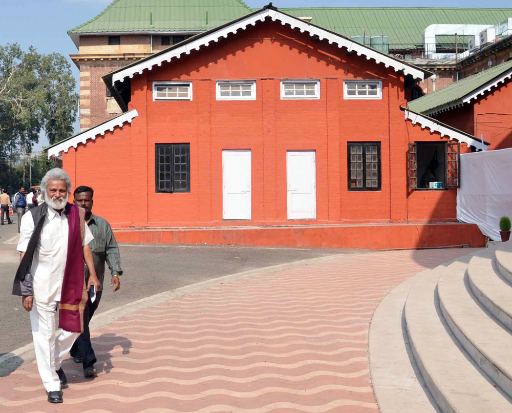 5th DAY WINTER SESSION AT NAGPUR VIDHAN BHAVAN.