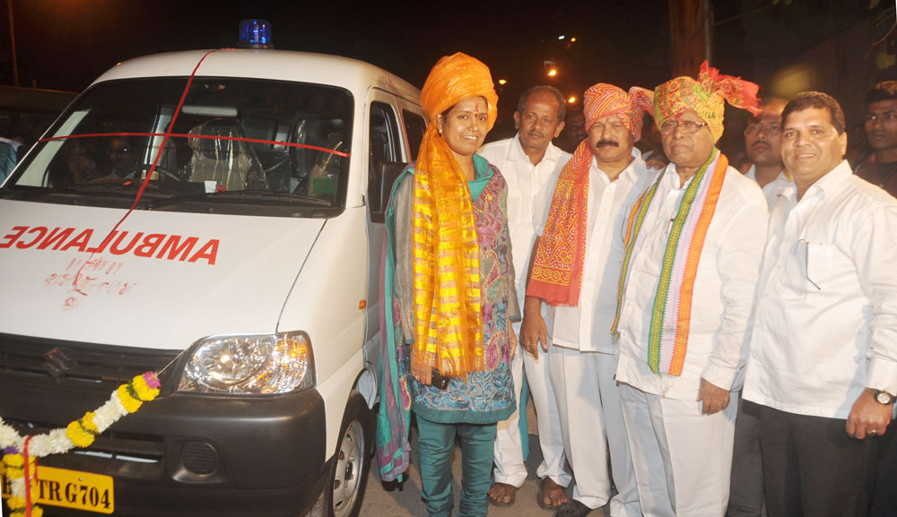M.P.EKNATH GAIKWAD OPENING CEREMONY AMBULANCE AT DADAR.