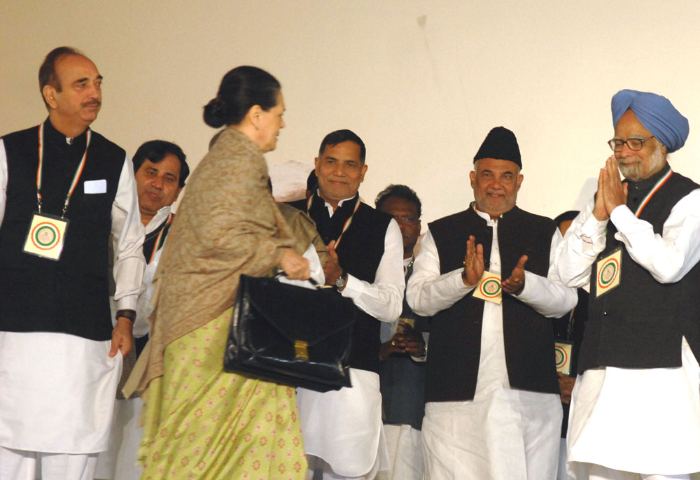 Prime Minister Manmohan Singh, UPA Chairperson Sonia Gandhi  during the 83rd Plenary Session of Indian National Congress at Burari in New Delhi, on Monday.