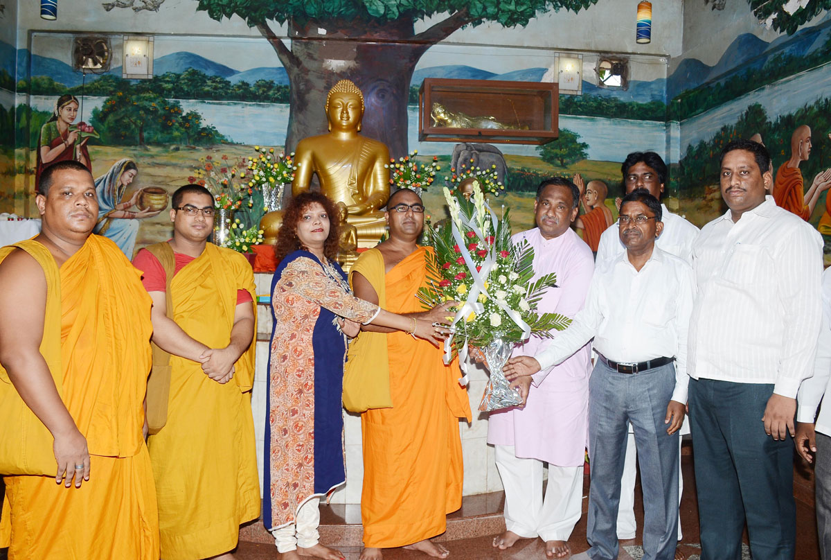 Akhil Bhartiya Bhiku Sangh Felicitates Newly Appointed Mumbai Congress Gen.Secretary Mahendra Salve.