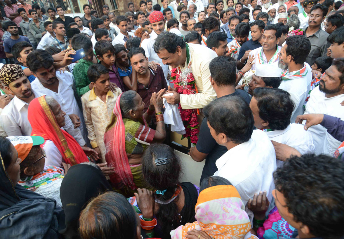 168-Chandivali Assembly Congress Candidate Mohd.Arif Nasim Khan Padyatra Rally.