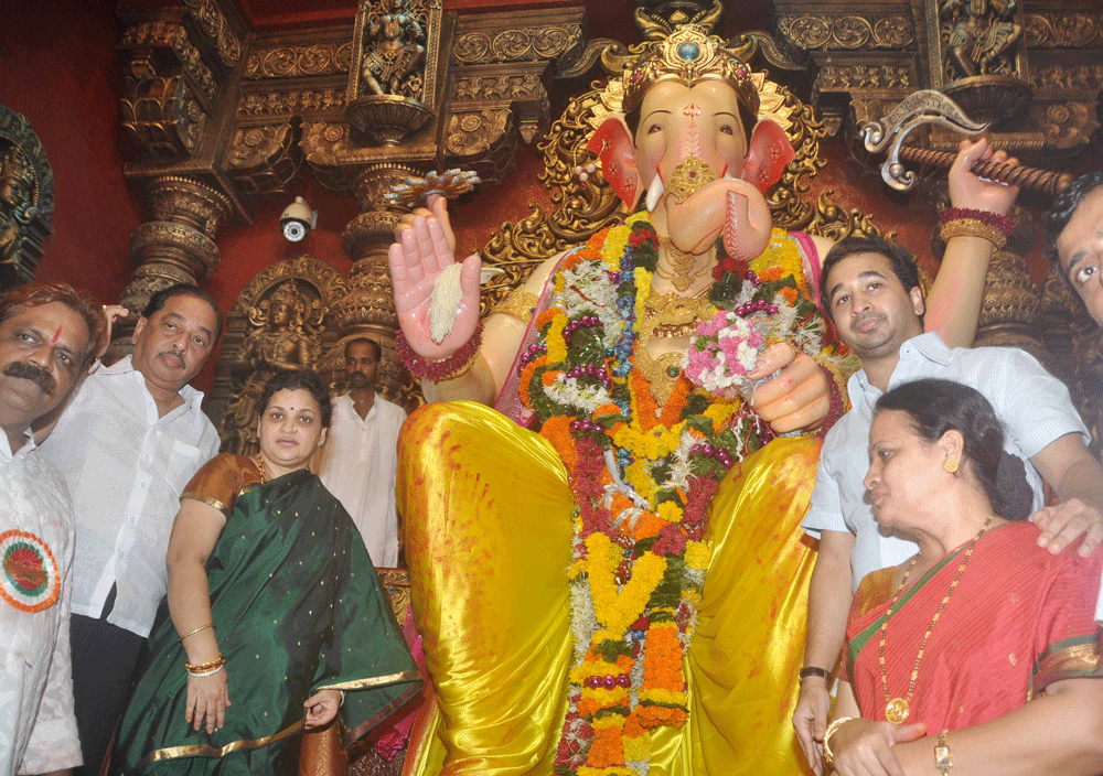 REVENUE MINISTER NARAYAN RANE AT LALBAUGH RAJA.