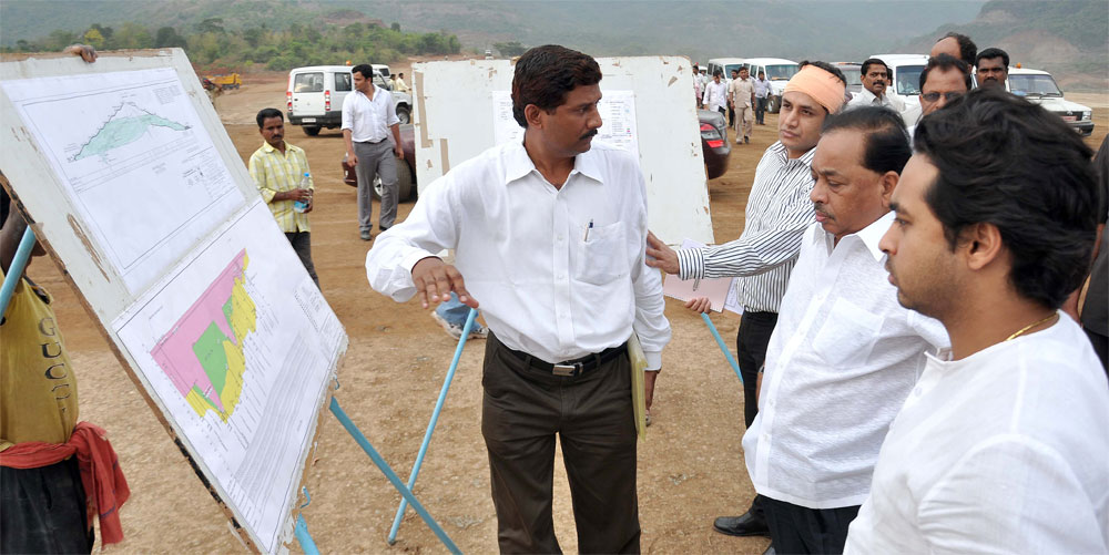 GUARDIAN MINISTER NARAYANRAO RANE & MP.NILESH RANE.