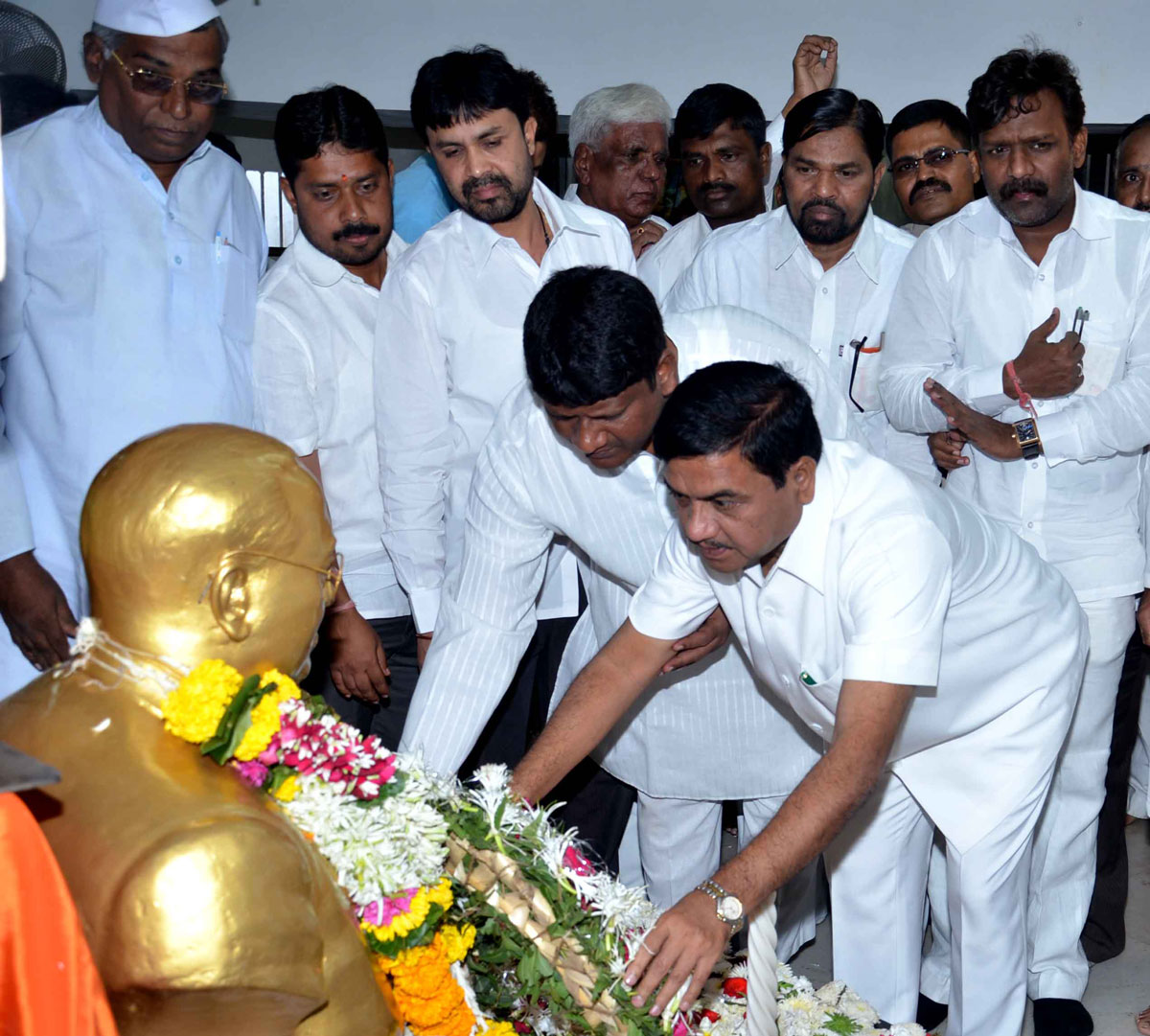 TRIBUTE TO BHARAT RATNA DR.BABASAHEB AMBEDKAR ON HIS MAHAPARINIRVAN DIN AT CHAITY BHOOMI DADAR.