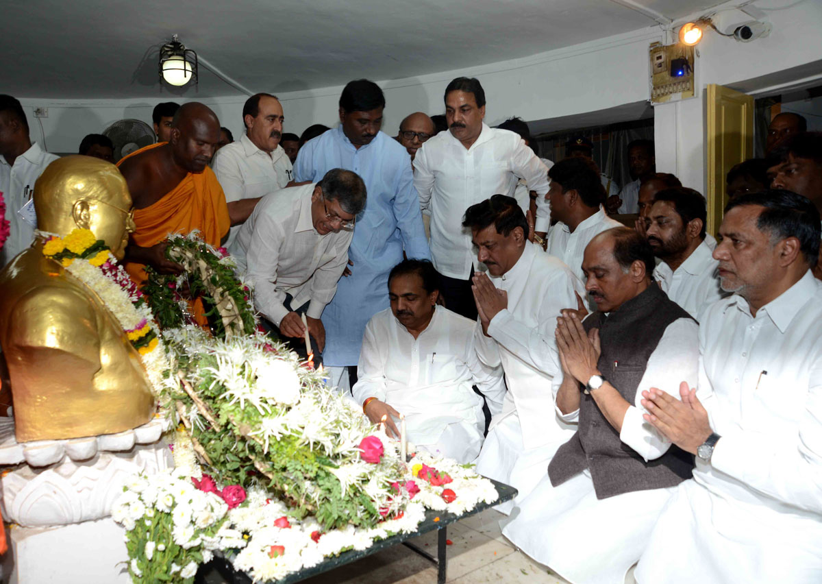 TRIBUTE TO BHARAT RATNA DR.BABASAHEB AMBEDKAR ON HIS MAHAPARINIRVAN DIN AT CHAITY BHOOMI DADAR.