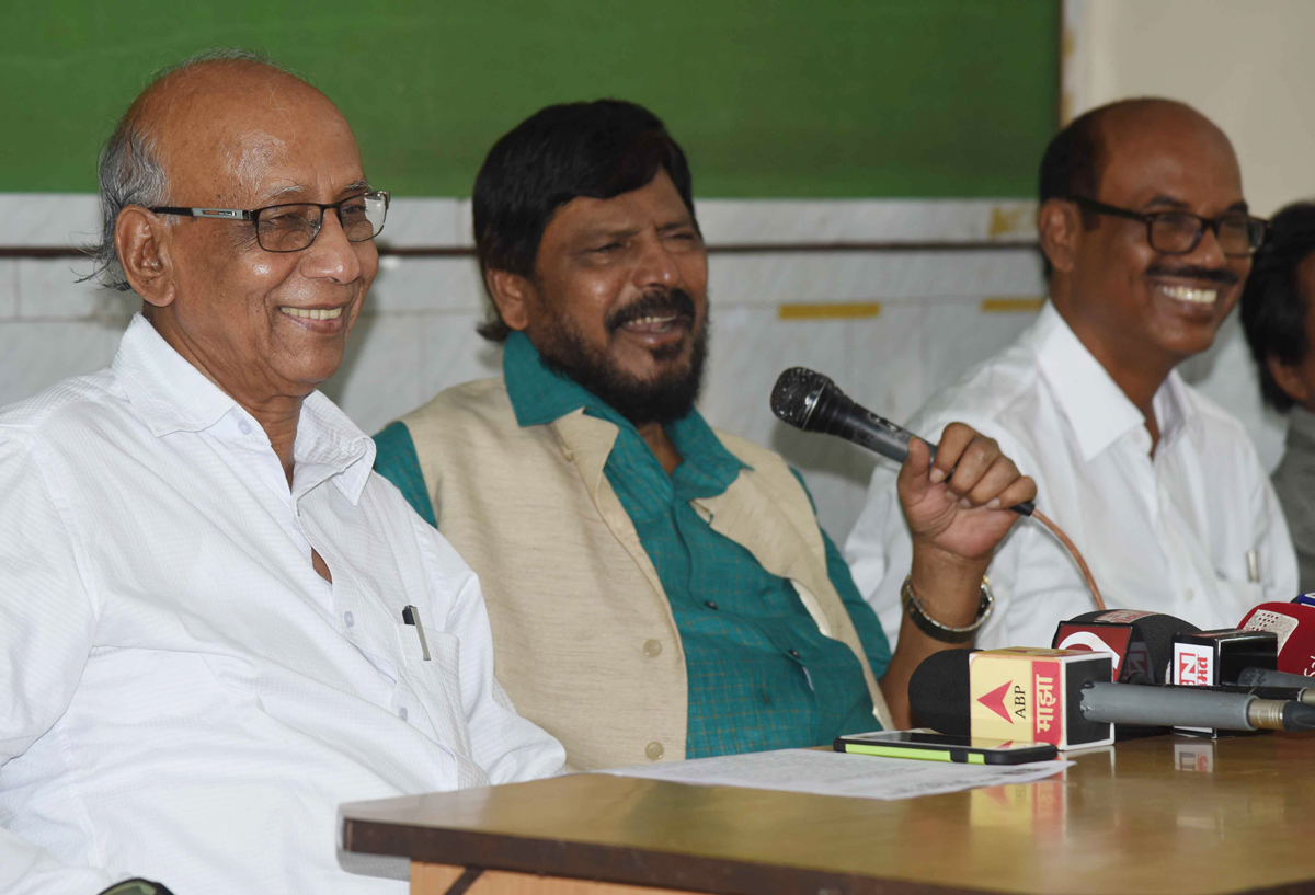 RPI Leader MP Ramdas Athawale Press Conference at Mumbai Marathi Patrakar Sangh.