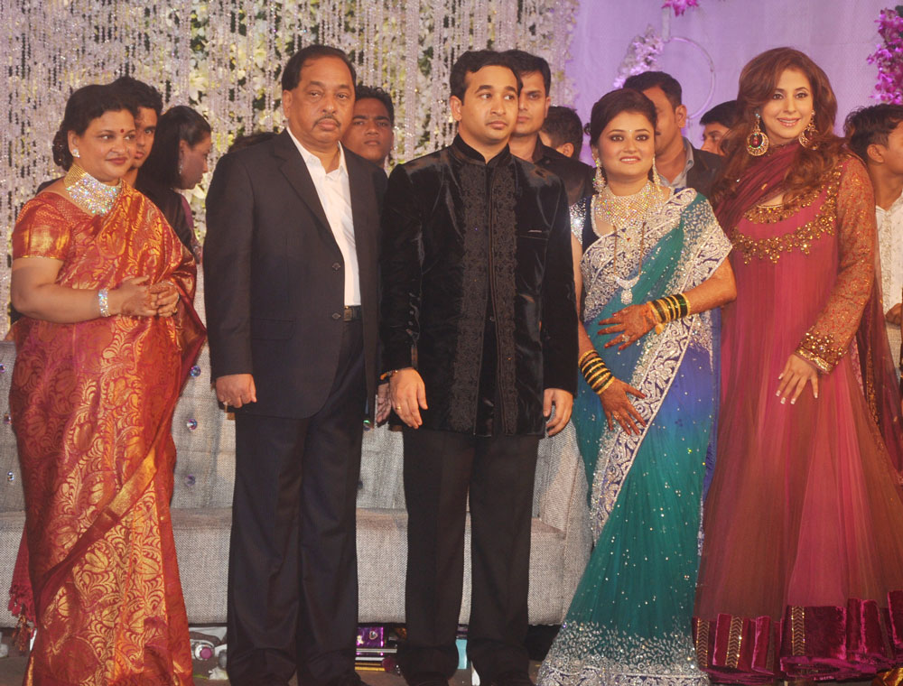 RECEPTION CEREMONY OF NITESH & RUTUJA RANE IN MUMBAI.