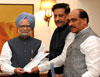 CHIEF MINISTER PRITHVIRAJ CHAVAN & MPCC PRESIDNT MANIKRAO THAKRE MEETS PRIME MINISTER DR.MANMOHAN SINGH  AT NEW DELHI.