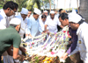 Mumbai Congress President Sanjay Nirupam Paying Tribute to Great Singer Late.Mohd.Rafi Saheb on his 91st Birth Anniversary at Juhu Tara Road Kabrastan.