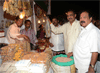GUARDIAN MINISTER JAYANTRAO PATIL IN MALVANI FESTIVAL AT DADAR NAIGAON. GUARDIAN MINISTER JAYANTRAO PATIL IN MALVANI FESTIVAL AT DADAR NAIGAON.