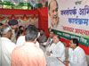 EX.MINISTER & MP.GURUDAS KAMAT JANSAMPARK ABHIYAN AT KURAR VILAGE.