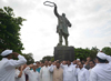 MUMBAI CONGRESS PAYING HOMAGE TO BHARAT RATNA LATE PRIME MINISTER RAJIV GANDHI ON HIS BIRTH ANNIVERSARY AT COOPERAGE MAIDAN.