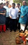 EX.MINISTER & MP.GURUDAS KAMAT & MINISTER SURESH SHETTY AT ANDHERI. EX.MINISTER & MP.GURUDAS KAMAT & MINISTER SURESH SHETTY AT ANDHERI.