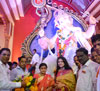 Minister Narayanrao Rane took Darshan at Lalabaugh.