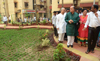 AICC GEN.SEC.& MP.GURUDAS KAMAT AT JOGESHWARI. AICC GEN.SEC.& MP.GURUDAS KAMAT AT JOGESHWARI.