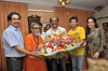 SUPERSTAR RAJNIKANT MEETS SHIVSENA SUPREMO BALASAHEB THACKARY.