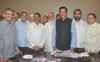CHIEF MINISTER PRITHVIRAJ CHAVAN & UNION MINISTER MURLI DEORA ON INUAGRATION OF URDU TIMES NEWS PAPER OFFICE AT NAGPADA .